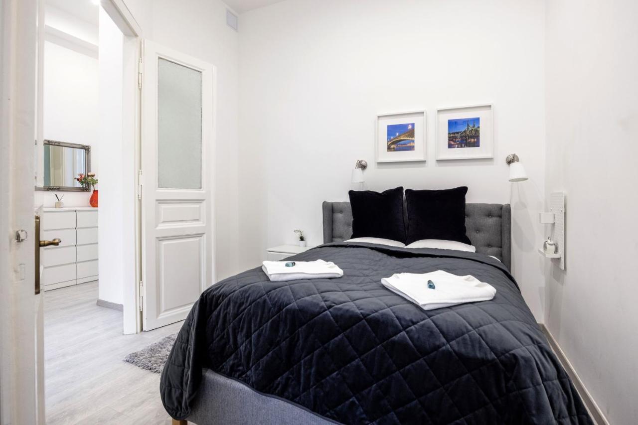 Mystic Dreamy Apartment Budapest Ngoại thất bức ảnh