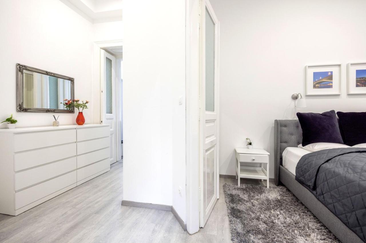 Mystic Dreamy Apartment Budapest Ngoại thất bức ảnh