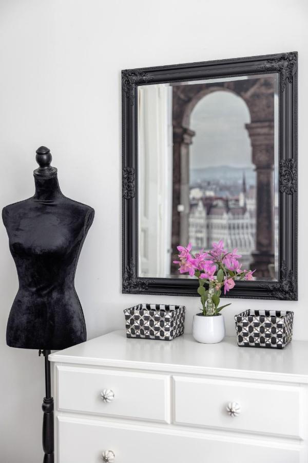 Mystic Dreamy Apartment Budapest Ngoại thất bức ảnh