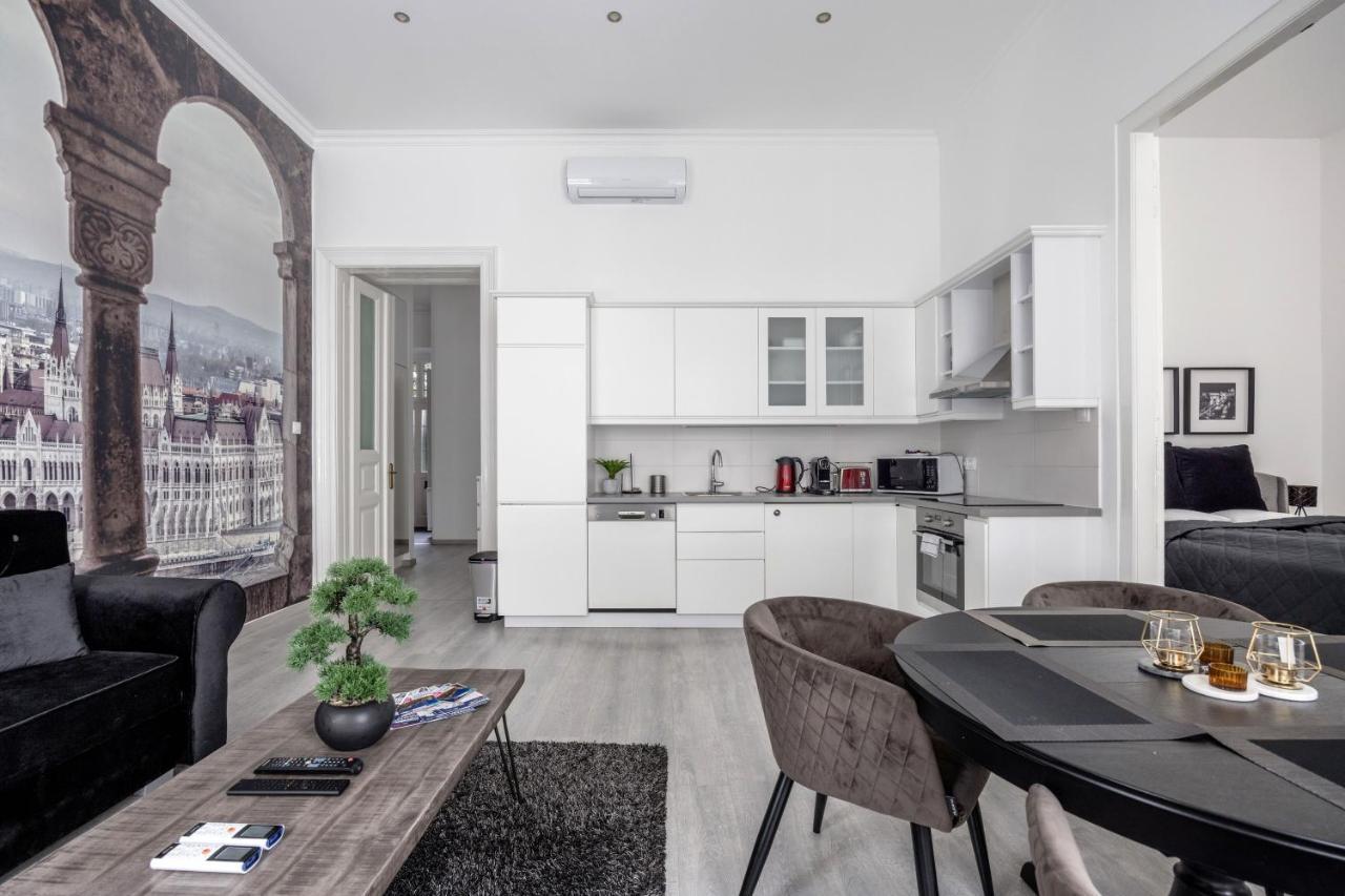 Mystic Dreamy Apartment Budapest Ngoại thất bức ảnh