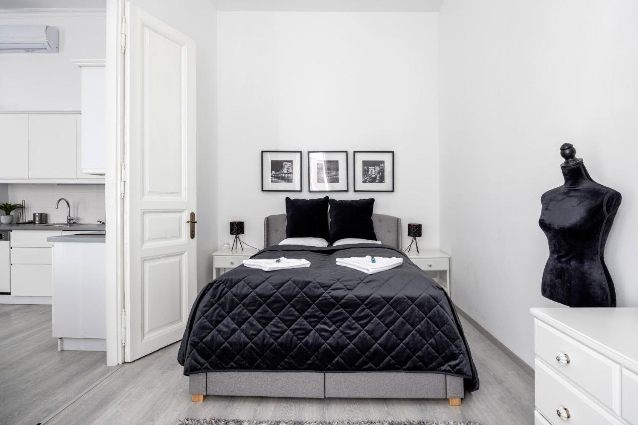 Mystic Dreamy Apartment Budapest Ngoại thất bức ảnh